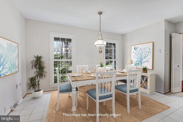 5112 BRADFIELD DR, Annandale, VA 22003