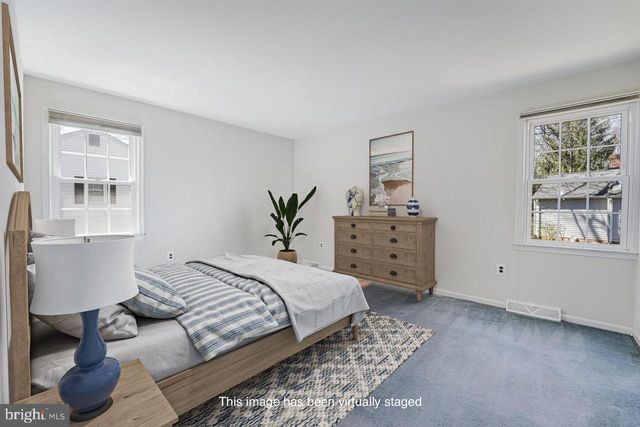 5112 BRADFIELD DR, Annandale, VA 22003