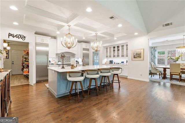 5025 Lakewood Drive, Acworth, GA 30101