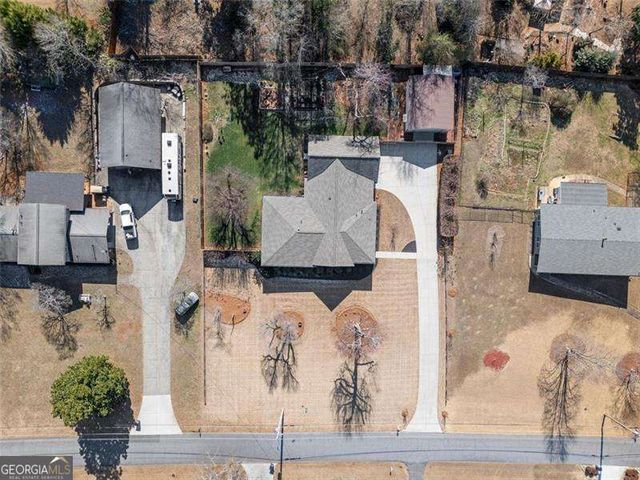 5025 Lakewood Drive, Acworth, GA 30101