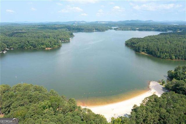 5025 Lakewood Drive, Acworth, GA 30101