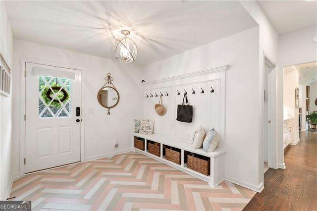 5025 Lakewood Drive, Acworth, GA 30101