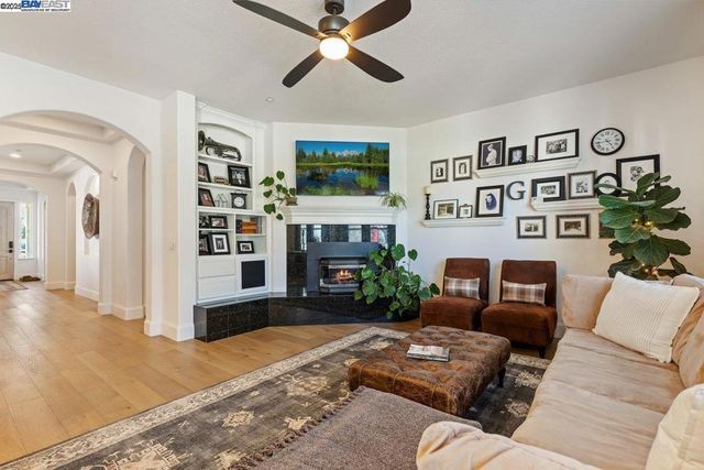 3335 Kellogg Creek Rd, Brentwood, CA 94514