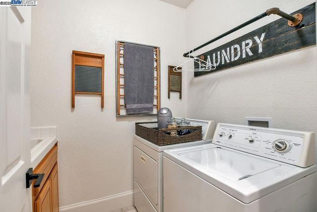 3335 Kellogg Creek Rd, Brentwood, CA 94514