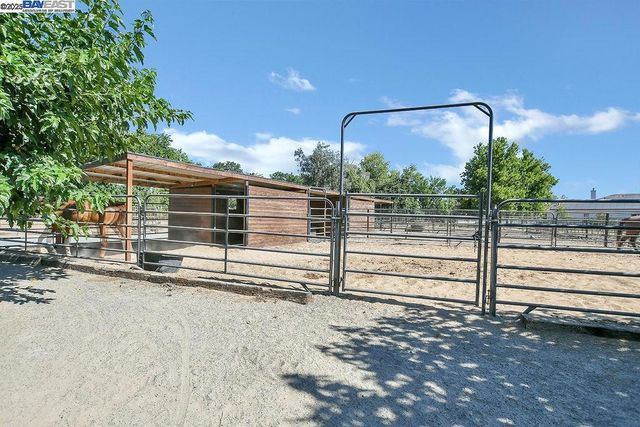 3335 Kellogg Creek Rd, Brentwood, CA 94514