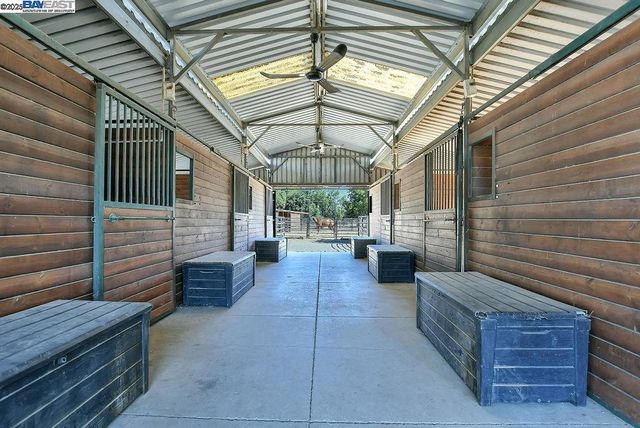 3335 Kellogg Creek Rd, Brentwood, CA 94514