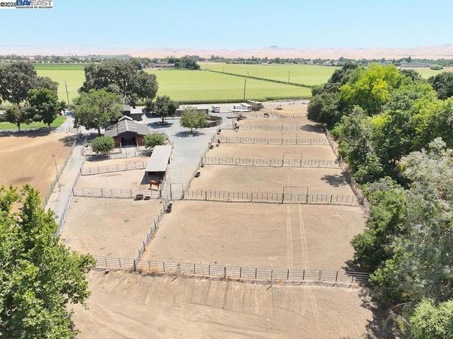 3335 Kellogg Creek Rd, Brentwood, CA 94514