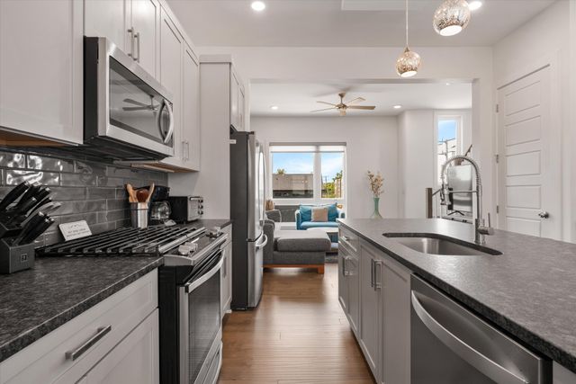 800 Vibe Pl, Nashville, TN 37216