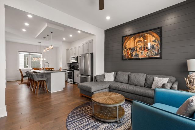 800 Vibe Pl, Nashville, TN 37216
