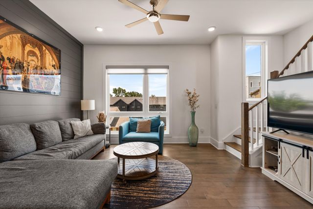 800 Vibe Pl, Nashville, TN 37216
