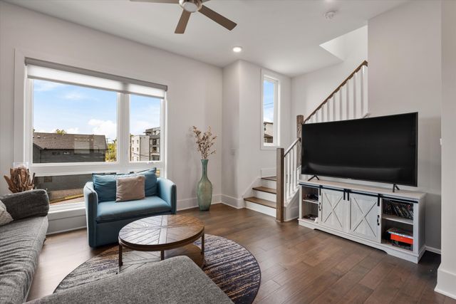 800 Vibe Pl, Nashville, TN 37216