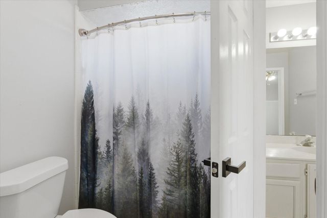 6715 Trimstone Drive, Pasadena, TX 77505