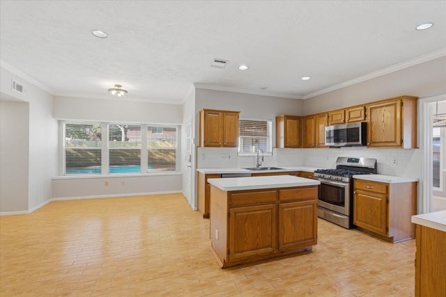 6715 Trimstone Drive, Pasadena, TX 77505