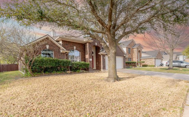 4106 Kite Lane, Mansfield, TX 76063