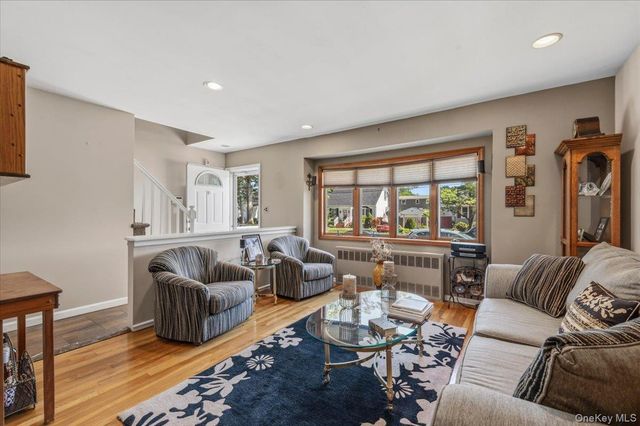 2565 Natta Boulevard, Bellmore, NY 11710
