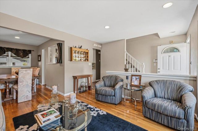 2565 Natta Boulevard, Bellmore, NY 11710