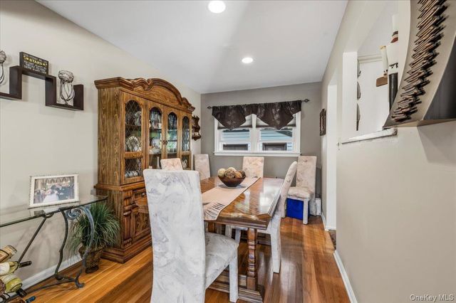 2565 Natta Boulevard, Bellmore, NY 11710