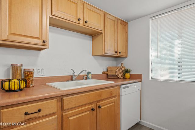 455 W Kelso St Apt 222, Tucson, AZ 85705