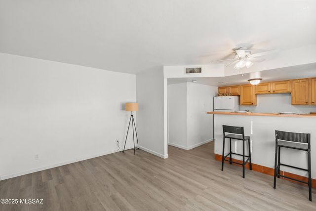 455 W Kelso St Apt 222, Tucson, AZ 85705