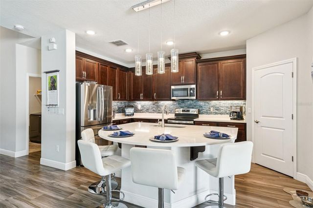 12627 VANDER WAY, New Port Richey, FL 34654