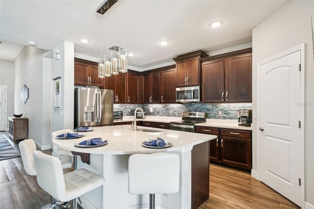 12627 VANDER WAY, New Port Richey, FL 34654