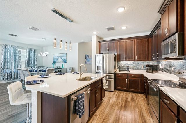 12627 VANDER WAY, New Port Richey, FL 34654