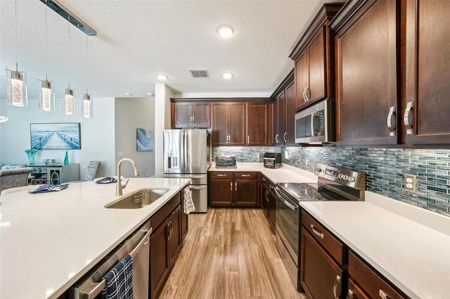 12627 VANDER WAY, New Port Richey, FL 34654