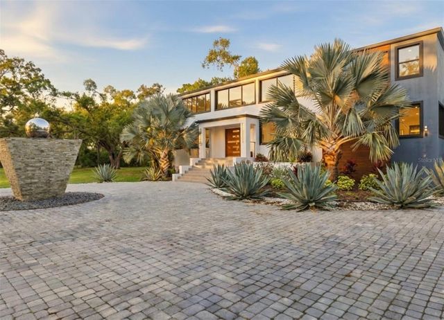 4942 HUBNER CIRCLE, Sarasota, FL 34241