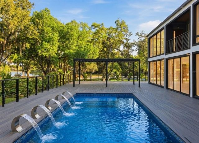 4942 HUBNER CIRCLE, Sarasota, FL 34241