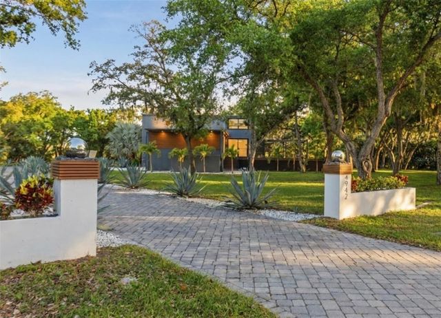 4942 HUBNER CIRCLE, Sarasota, FL 34241