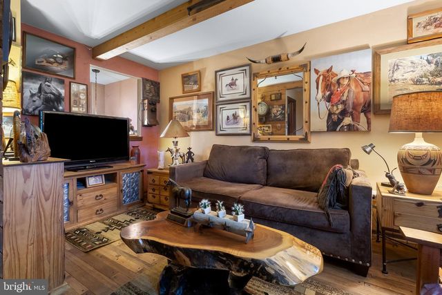 570 WALTON AVE, Mount Laurel, NJ 08054