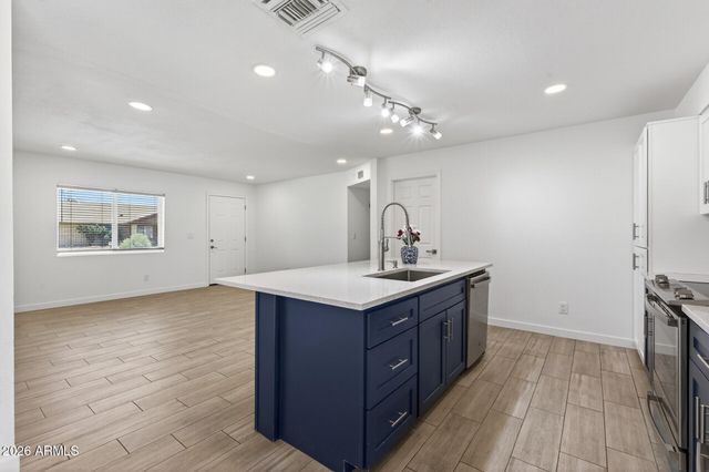 4716 E GREENWAY Street, Mesa, AZ 85205