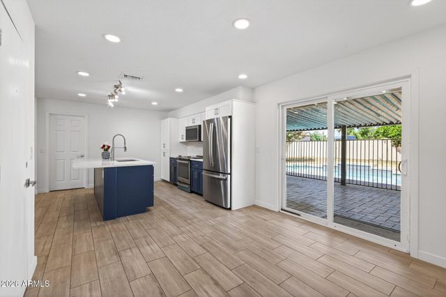 4716 E GREENWAY Street, Mesa, AZ 85205