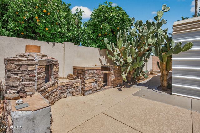 4716 E GREENWAY Street, Mesa, AZ 85205