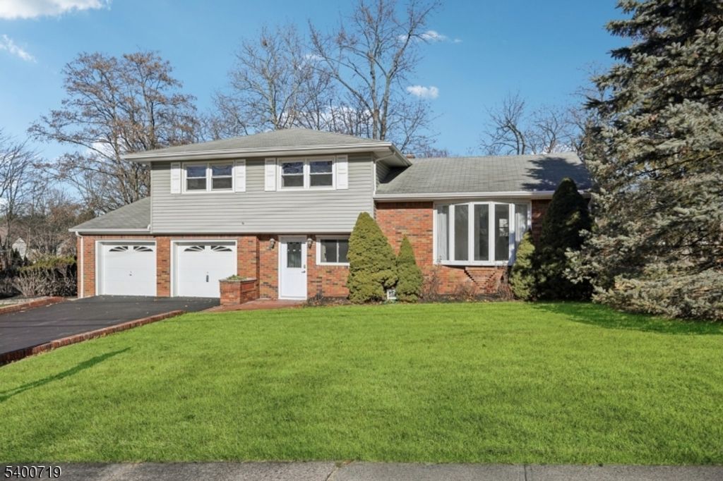 27 Stanford Pl, Wayne Twp., NJ 07470