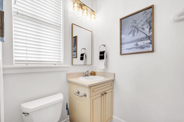 3586 Waverly Circle, Destin, FL 32541