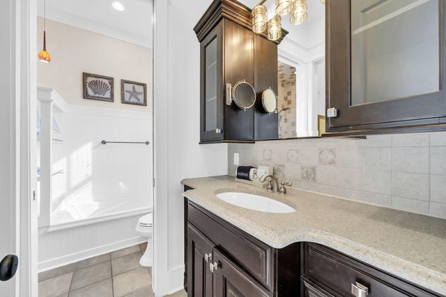 3586 Waverly Circle, Destin, FL 32541