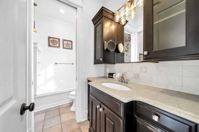 3586 Waverly Circle, Destin, FL 32541