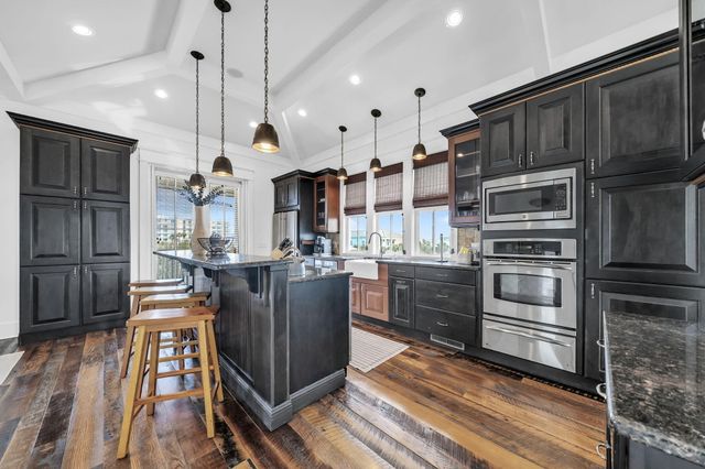 3586 Waverly Circle, Destin, FL 32541