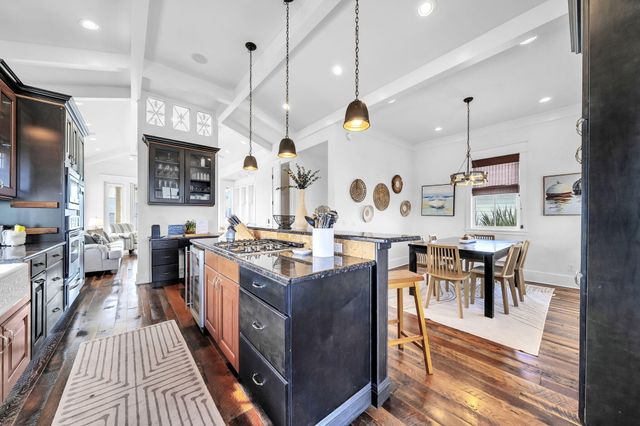 3586 Waverly Circle, Destin, FL 32541