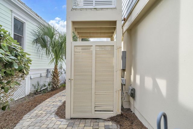 3586 Waverly Circle, Destin, FL 32541