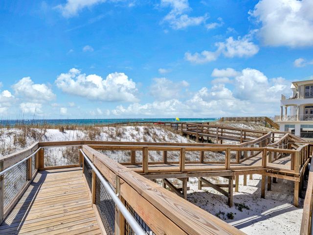 3586 Waverly Circle, Destin, FL 32541