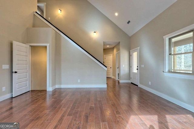 73 Cricket Lane, Warne, NC 28909