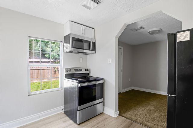 5411 Arapahoe Street, Houston, TX 77020