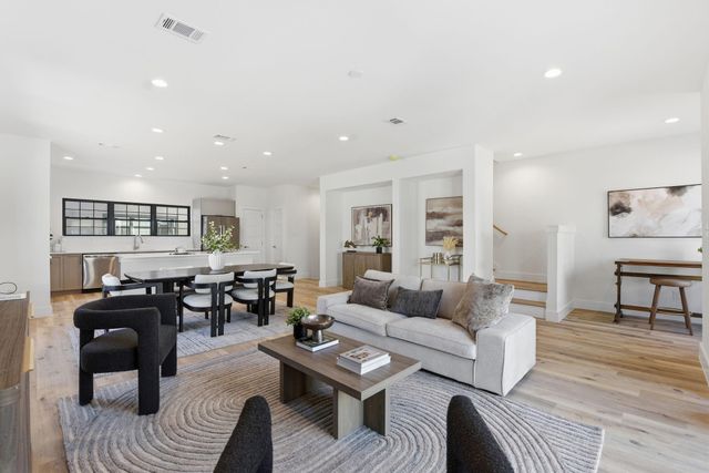 11930 S Hoa Sen Circle, Houston, TX 77072