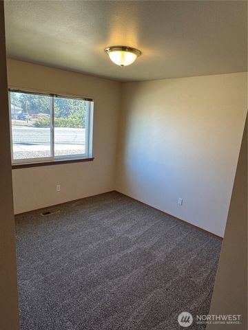 608 E Remington Drive, Ellensburg, WA 98926