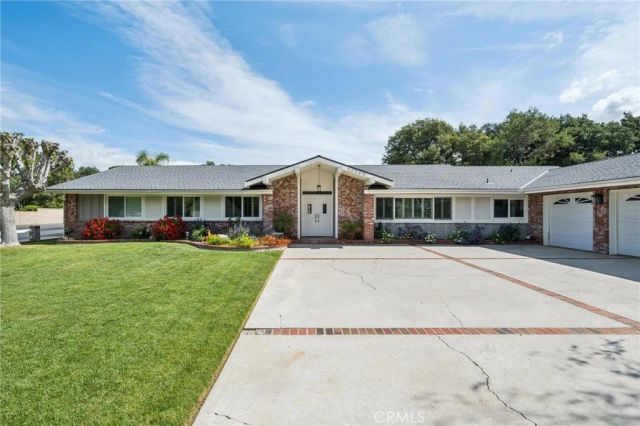 15949 Live Oak Springs Canyon Road, Canyon Country, CA 91387
