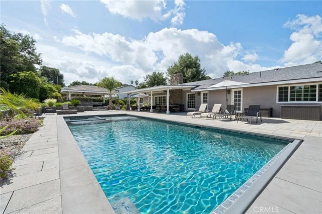 15949 Live Oak Springs Canyon Road, Canyon Country, CA 91387