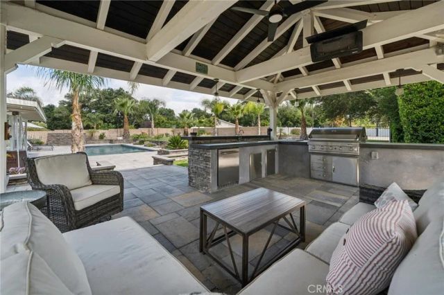 15949 Live Oak Springs Canyon Road, Canyon Country, CA 91387