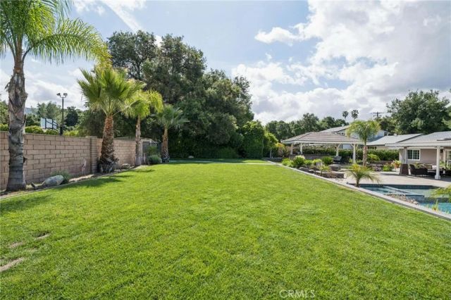 15949 Live Oak Springs Canyon Road, Canyon Country, CA 91387
